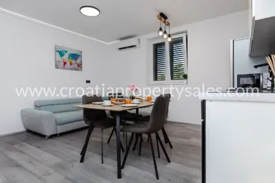 Stan, Split, 75 m², 2-soban, 420 000 € - 4