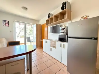 Novalja, dva apartmana 700 m od plaže i centra, zeleno dvorište - 8