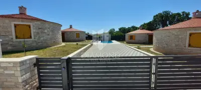 Kažun 74 m², Peruški - shared pool and terrace - 16