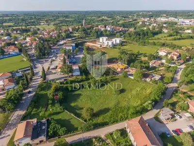 Building land 5,450 m², Žminj center - investment potential - 5