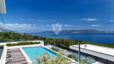 House for sale in Rabac, 226 m²