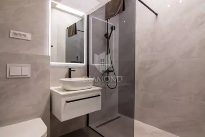 House for sale in Rabac, 226 m² - 15