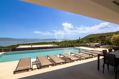 House for sale in Rabac, 226 m² - 9