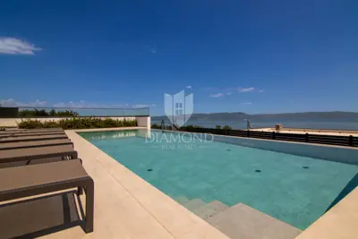 House for sale in Rabac, 226 m² - 8