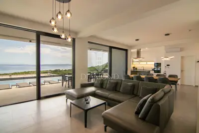 House for sale in Rabac, 226 m² - 20