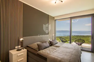 House for sale in Rabac, 226 m² - 11