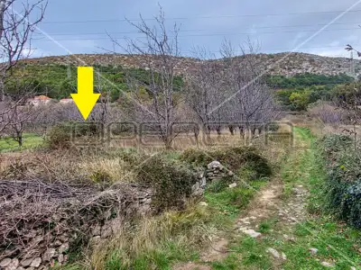 Poljoprivredno zemljište 332 m², Tugare - blizu glavne prometnice - 4