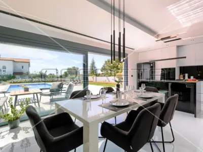 Istria, Vodnjan, beautiful high-quality villa with a pool and garage, new construction - 9