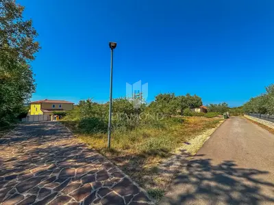 Building plot 1,100 m², Umag - sea view - 3