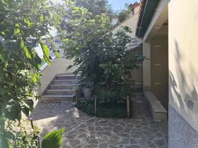 Kuća 330 m², Pula Valmade - poslovno-stambena - 13