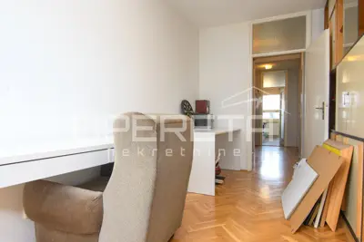 Apartment 77 m², Siget, three-room with balcony and elevator - 7