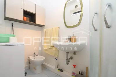 Apartment 77 m², Siget, three-room with balcony and elevator - 11