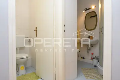 Apartment 77 m², Siget, three-room with balcony and elevator - 12