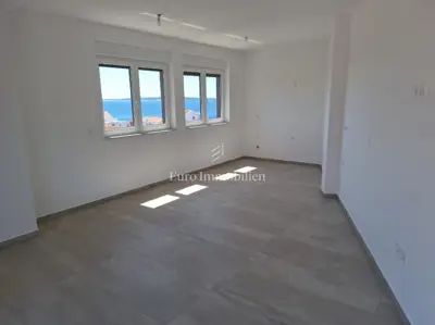 Penthouse 75,78 m², Mandre - 2 spavaće sobe i terasa