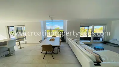 Kuća, Brač, 198 m², 1 200 000 € - 4