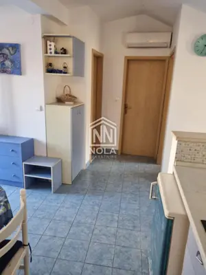 Kuća u Pakoštanima, centar i 100 m od mora - 15