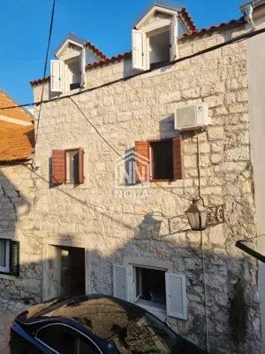 Kuća u Pakoštanima, centar i 100 m od mora - 2