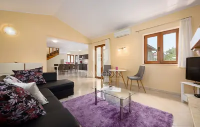 Haus zum Kauf in Poreč, 140 m² - 6