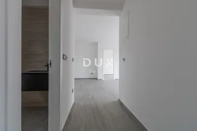 Apartman 78,2 m², Murter - vrt, terasa i parkirno mjesto - 2