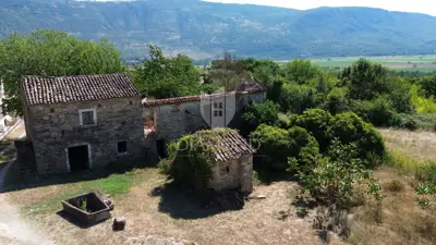 Kuća 169 m², Labin - kamena kuća za obnovu