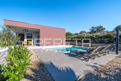 House 102 m², Sveti Lovreč - modernly decorated and furnished - 18