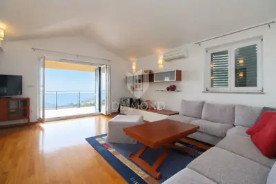 Wohnung zum Kauf in Ičići, 93 m² - 2