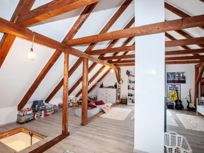 House 200 m², Mrkopalj - quiet location and greenery - 13
