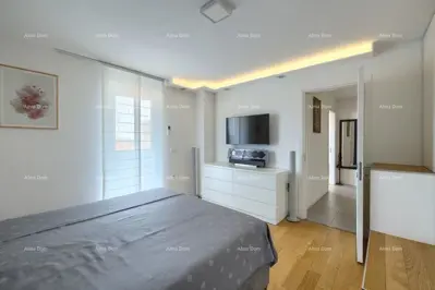 Wohnung 106 m², Pula Centar, Meerblick und 2 Terrassen - 8