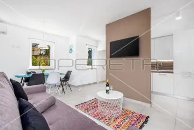 Residenz 2.051 m², Poreč - eingespielter touristischer Komplex - 22
