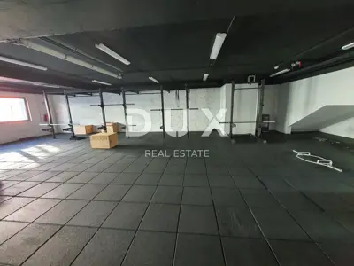 RIJEKA, CENTAR - Commercial space Zagrad 370 m² - 3