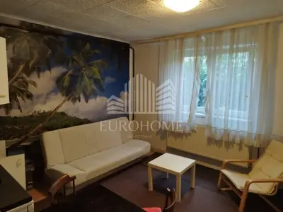 Wohnung zur Miete in Trešnjevka, 27 m² - 4
