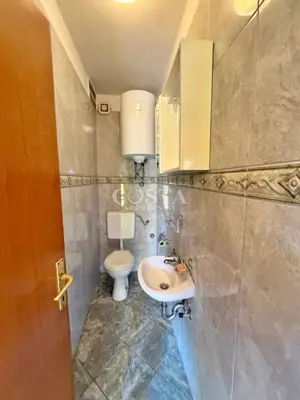 Kuća 160 m², Zaton - dvije stambene jedinice - 13