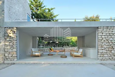 SILBA, Einzigartige Luxusvilla in die Natur eingebettet