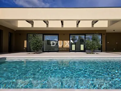 Haus 170 m², Žminj - modern mit Pool