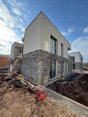 Wohnung 108 m², Lovrečica bei Umag, in der Nähe des Strandes - 9