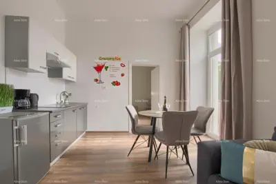 Einzigartige Lage. Wohnung mit 3 separaten Einheiten. Strenges Zentrum von Pula. Markt. - 13