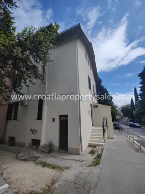 Wohnung 46 m², Split - Zentrum, privater Garten 90 m² - 5