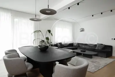 Srebrnjak, peterosoban stan 151 m² na 1 katu, garaža, PM - 2