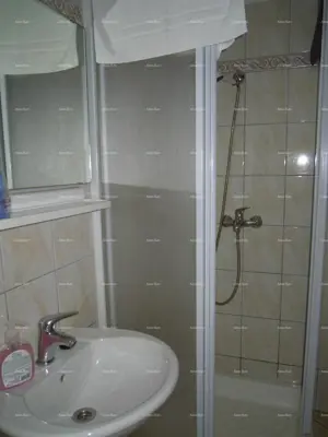 Hotel 200 m², Fažana - 14 units and proximity to the sea - 9