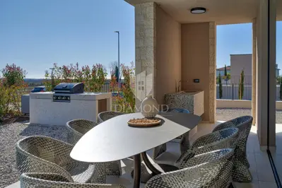 Haus 234 m², Poreč - Pool und Meerblick - 20