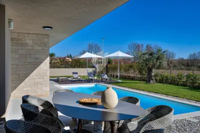 Haus 234 m², Poreč - Pool und Meerblick - 14