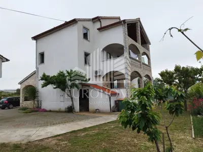 Zadar-Ploča, kuća(462 m²) - 2