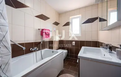 Doppelhaus 197 m², Lovrečica - Pool und 300 m vom Meer - 6