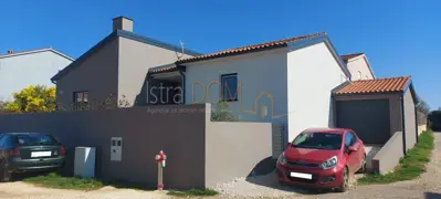 * Nova prizemnica nedaleko Pule - sistem ključ u ruke *