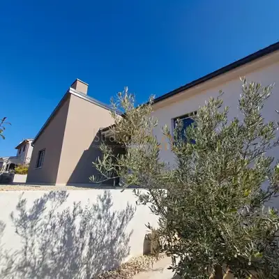 Haus zum Kauf in Šikići, 135 m² - 13