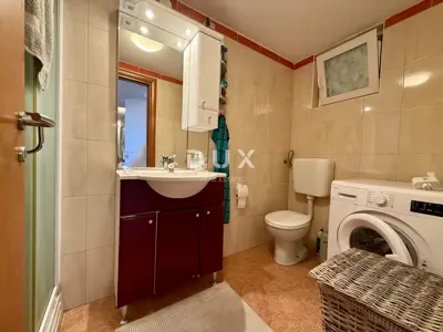 Apartment 86 m², Jadranovo - 3 bedrooms, terrace - 11