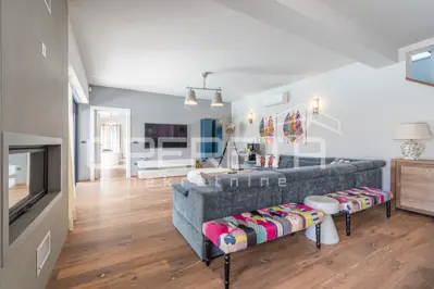 Haus 340 m², Sveti Lovreč - Pool, Jacuzzi und Privatsphäre - 22