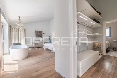 Haus 340 m², Sveti Lovreč - Pool, Jacuzzi und Privatsphäre - 20