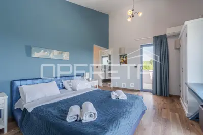 Haus 340 m², Sveti Lovreč - Pool, Jacuzzi und Privatsphäre - 10