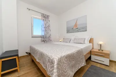 Miholašćica, Cres - apartment with a view, near the sea - 9